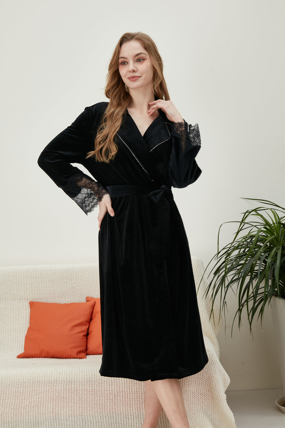 Women's velvet comfortable diamond bathrobe