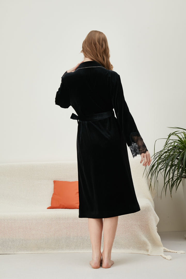 Women's velvet comfortable diamond bathrobe